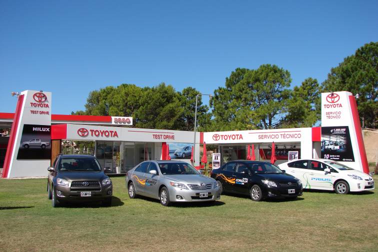 Toyota Servicio Técnico, Pinamar, 2011